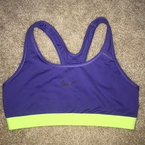 nike sports bra